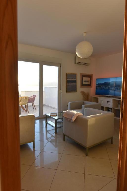 Ferienwohnung Butique Maris Komarna Zimmer foto